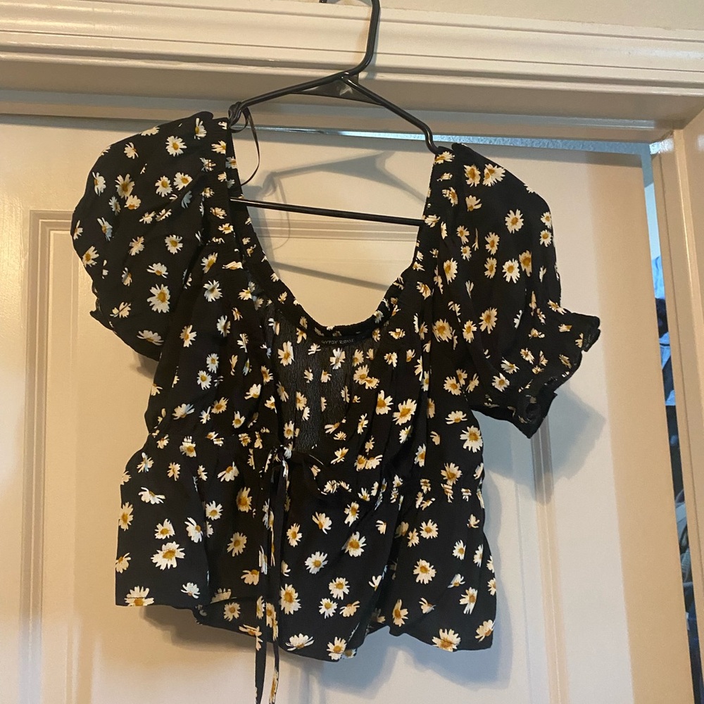 Puff sleeve blouse